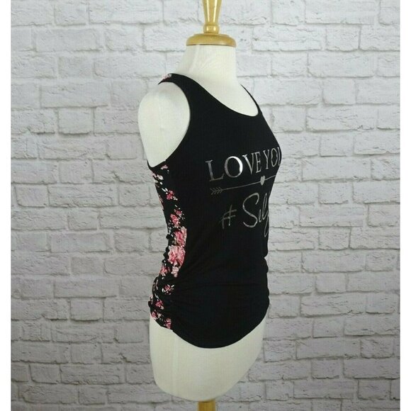 💰3/$25 NWT Free Kisses Tank Top Graphic Floral "Love Your #Selfie"  M - Picture 4 of 12